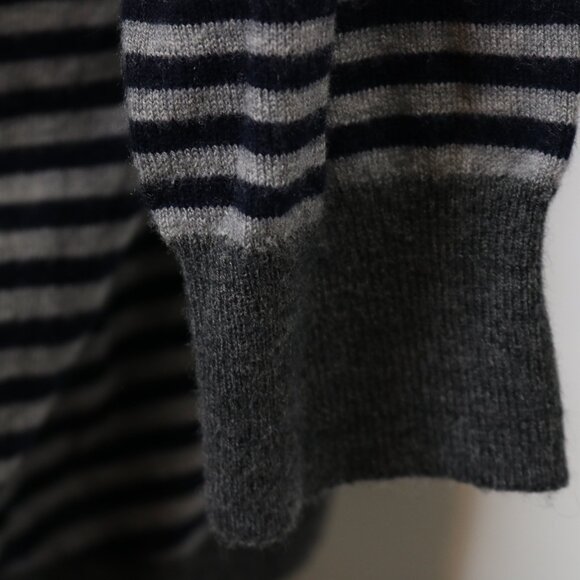 Joie Sweater Black Gray Striped V-Neck Pullover Lightweight Soft - Picture 6 of 10